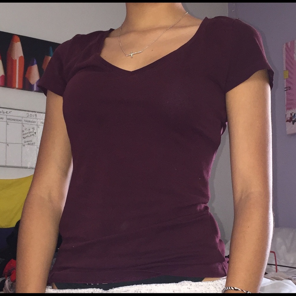 Short sleeve H&M shirt . Burgundy and tan.